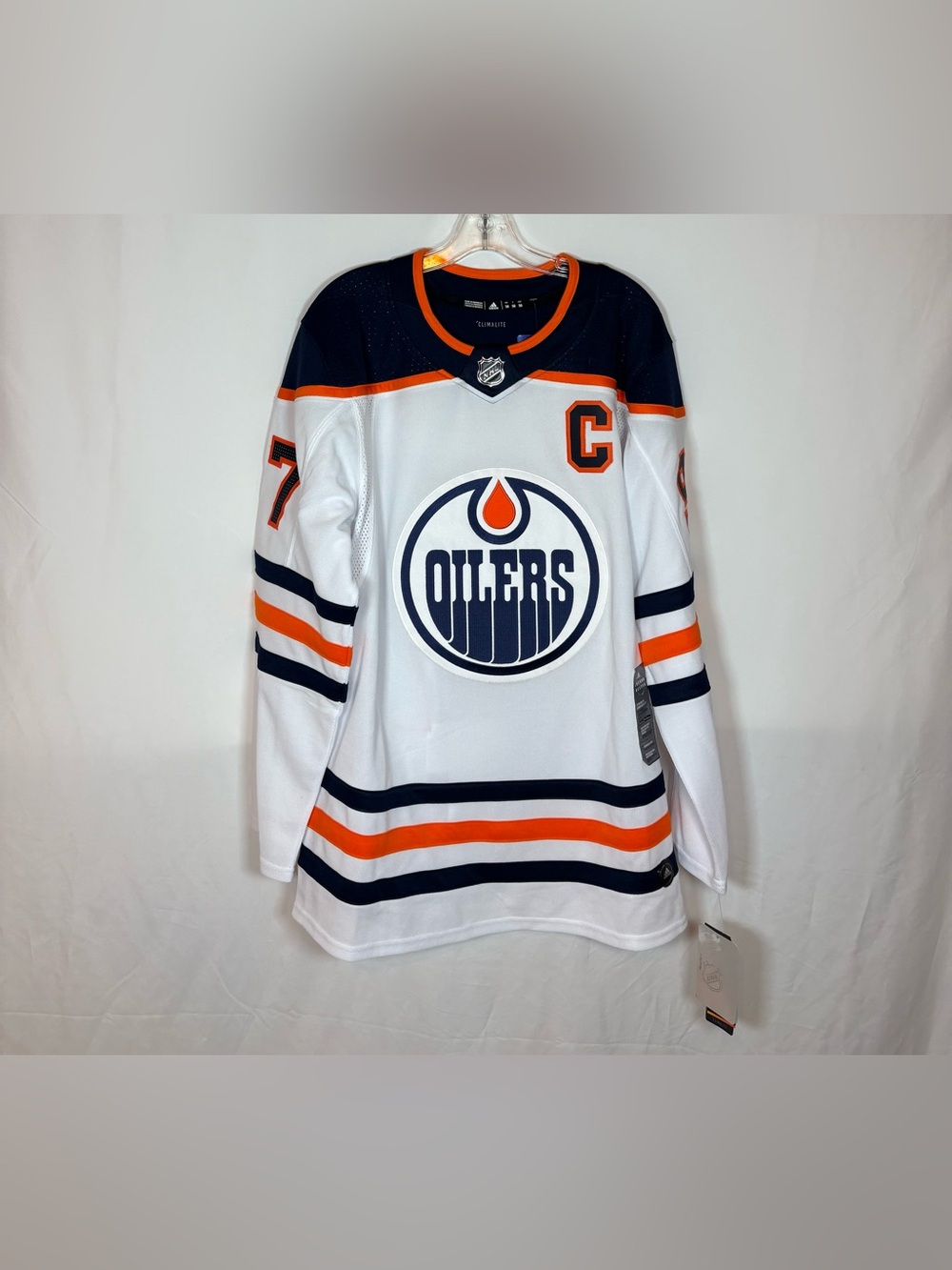Adidas Edmonton Oilers #97 McDavid White Away Hockey Jersey Size 50